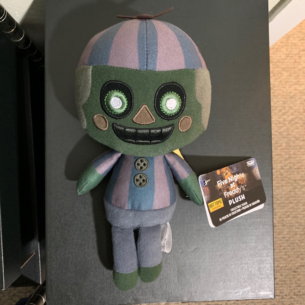 FIVE NIGHTS AT FREDDY’S Phantom Balloon Boy
